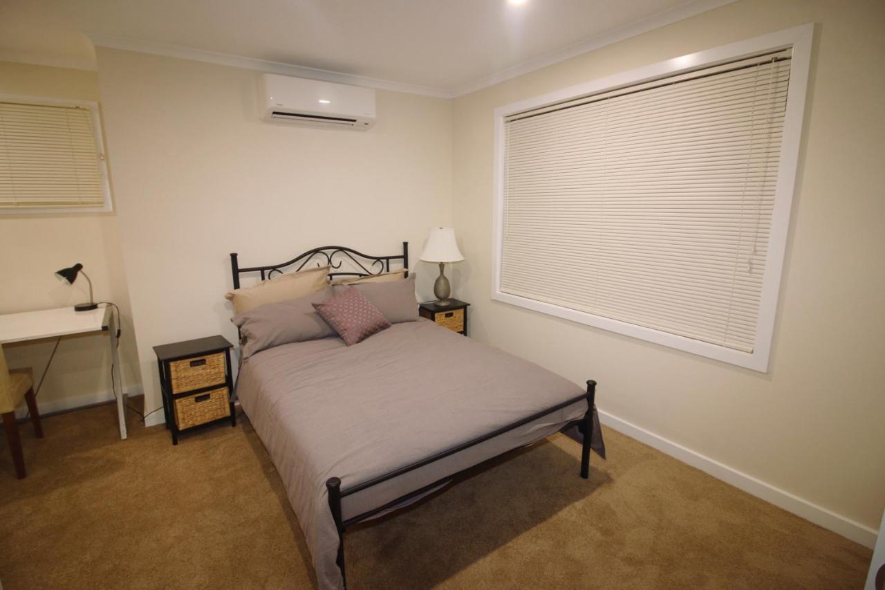 Silver House - Melbourne Airport Accommodation - 7 Minutes From Melbourne Airport — Fotos 3